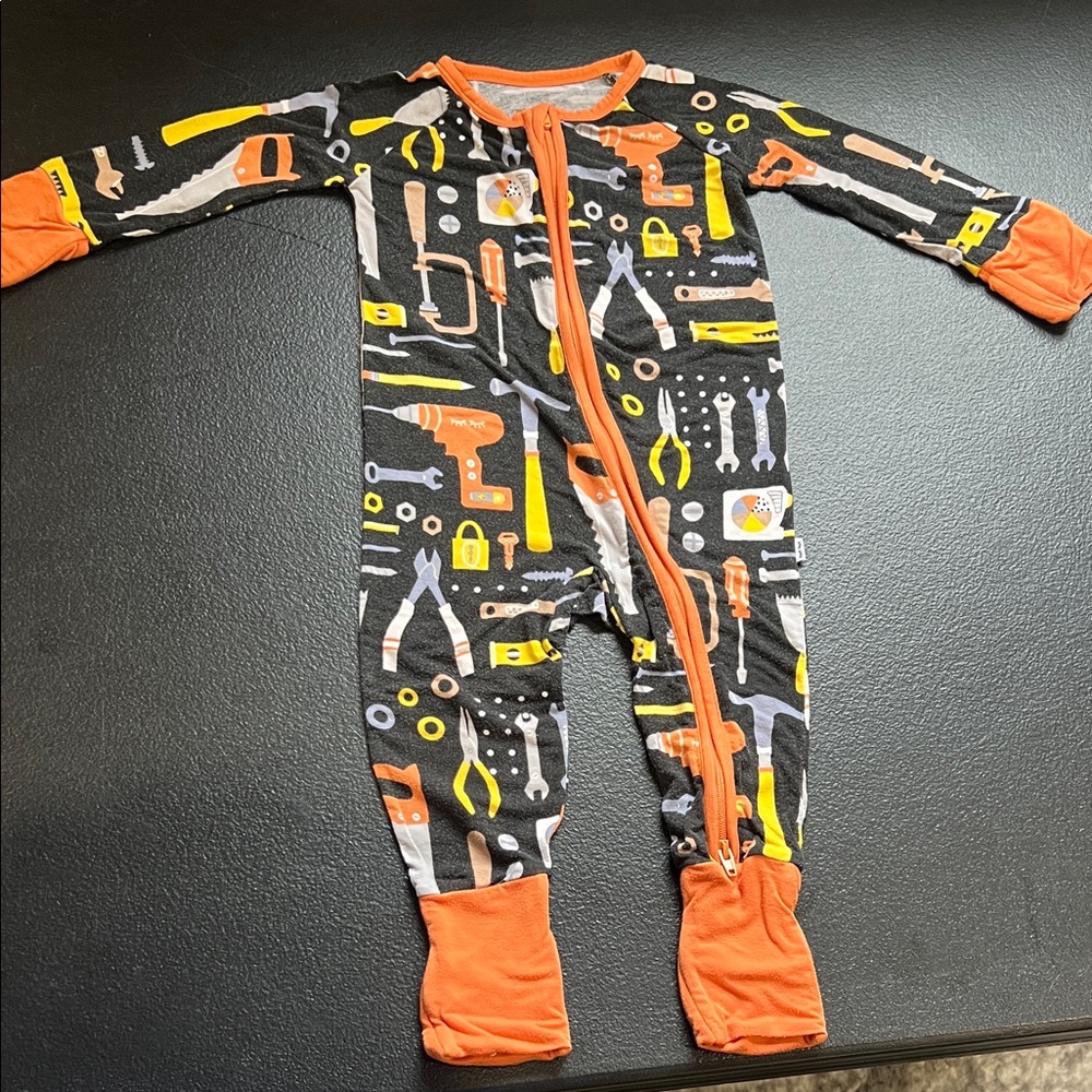 Little Sleepies 3-6m Tool/Little Builders Print Zippy